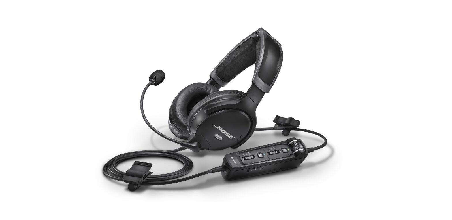 BOSE A30 AVIATION HEADSET FEATURED