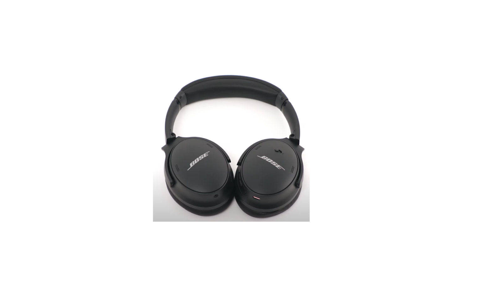 Bose Quiet Comfort® SE headphones featured